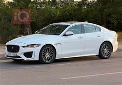 جاكوار XE